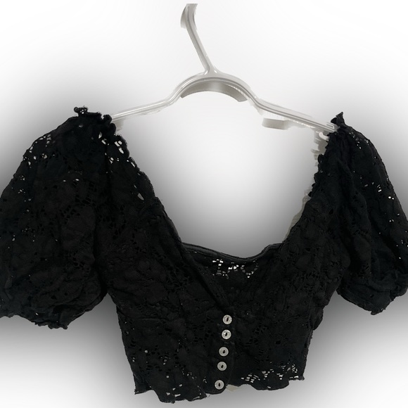 Urban Outfitters - Lace Crop Top - Picture 2 of 6